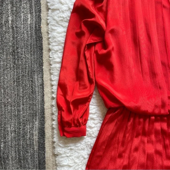 Vtg In The Mood Red Orange Pleated Day Dress - size 8 - Picture 15 of 16